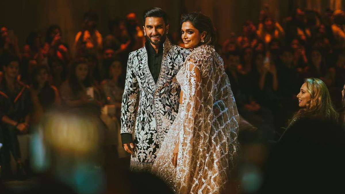 https://www.jagranimages.com/images/newimg/31072022/31_07_2022-deepika_padukone_ranveer_singh_pics_22942239.jpg