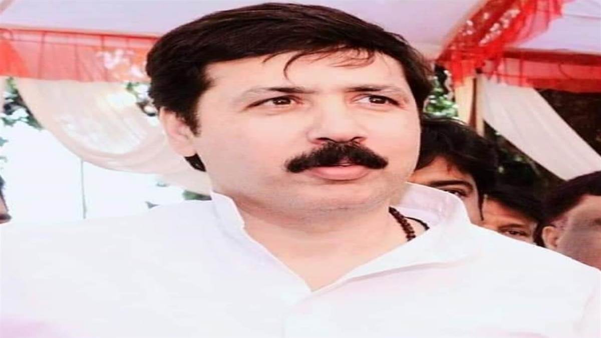 former mp of jaunpur dhananjay singh has been made the national general secretary of jdu the party will increase the scope in uttar praesh jagran special