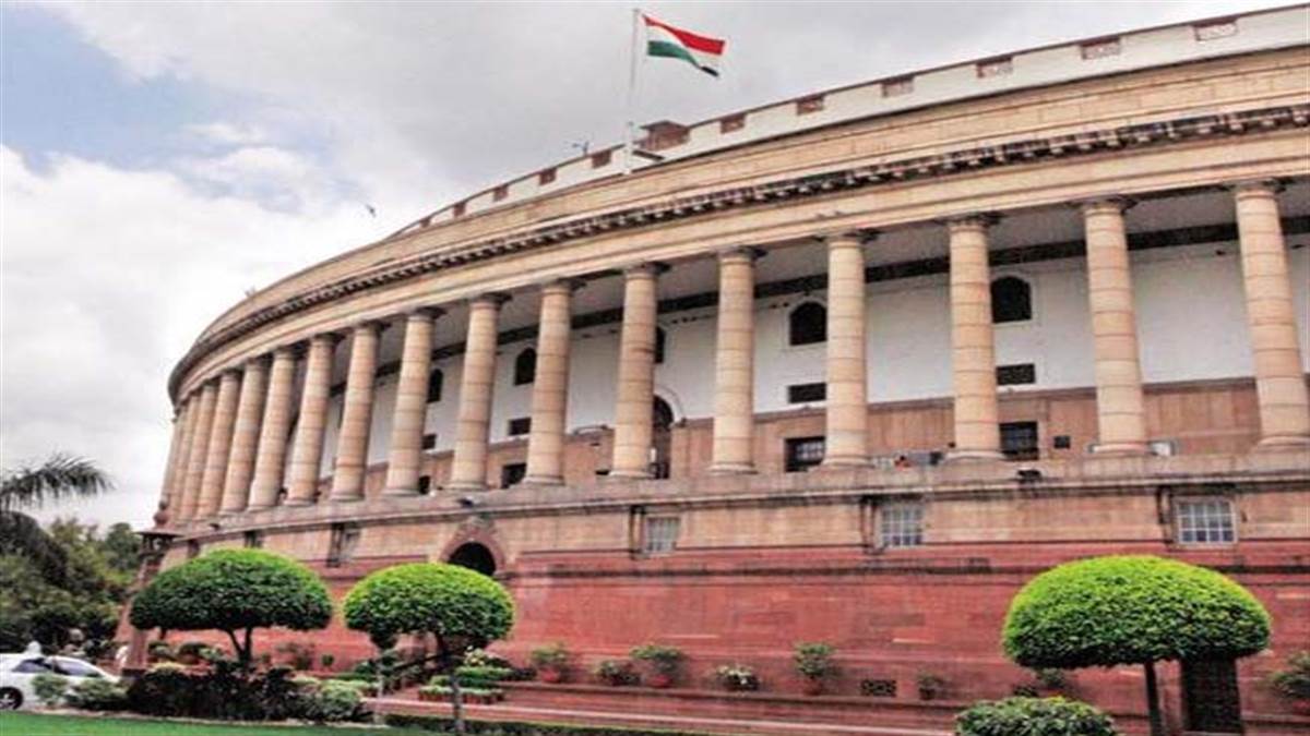 https://www.jagranimages.com/images/newimg/31072022/31_07_2022-parliament_3_22942067.jpg