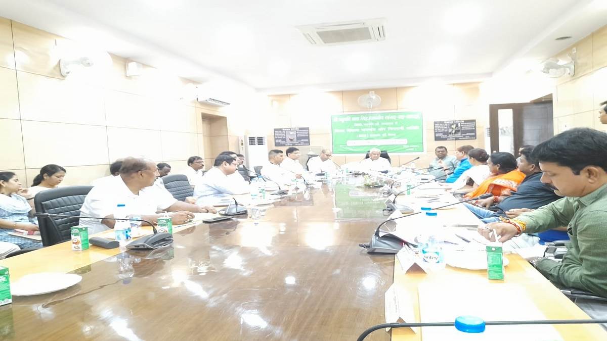 in the case of violence in sindri on august 25 last year the police have still not been able to take action against the accused