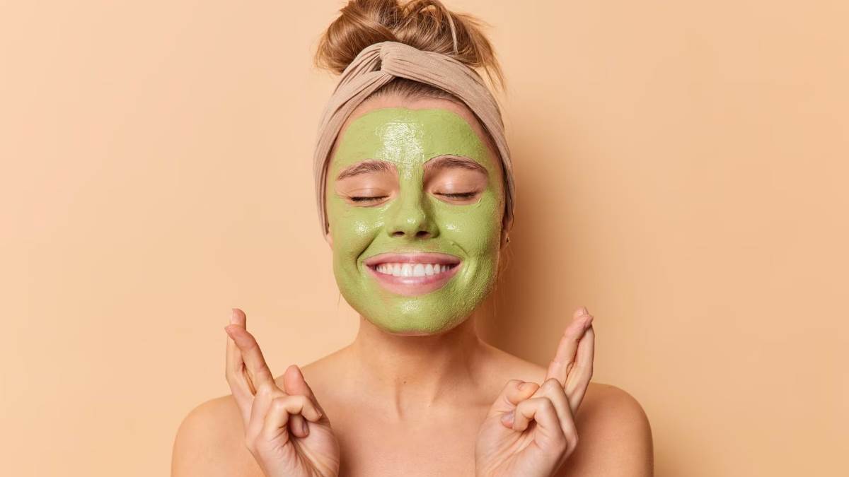 https://www.jagranimages.com/images/newimg/31072023/31_07_2023-corriander_leaves_for_glowing_skin_f_23486697.jpg