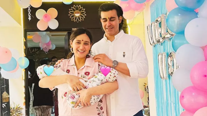 Pankhuri Awasthy Twin Babies Photo Credit Instagram