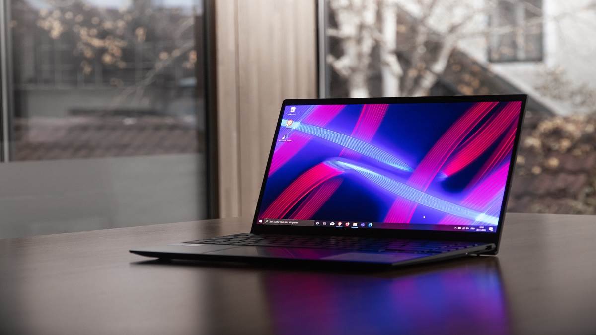 डिस्काउंट पर डिस्काउंट! अमेज़न सेल में ASUS Vivobook 15 लैपटॉप पर आया 41% छूट का ऑफर, कीमत मात्र रु19,990 से शुरू