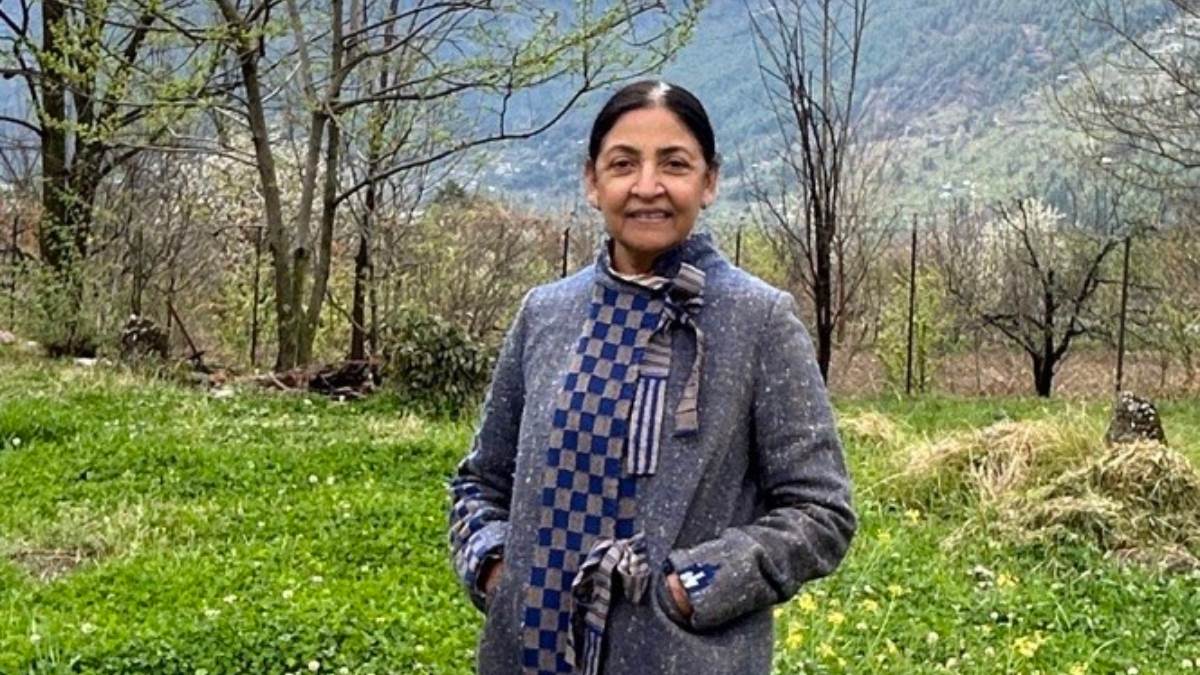 https://www.jagranimages.com/images/newimg/31072024/31_07_2024-deepti_naval_23769210.jpg