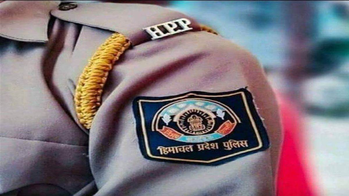 https://www.jagranimages.com/images/newimg/31072024/31_07_2024-himachal_police_23769561.jpg