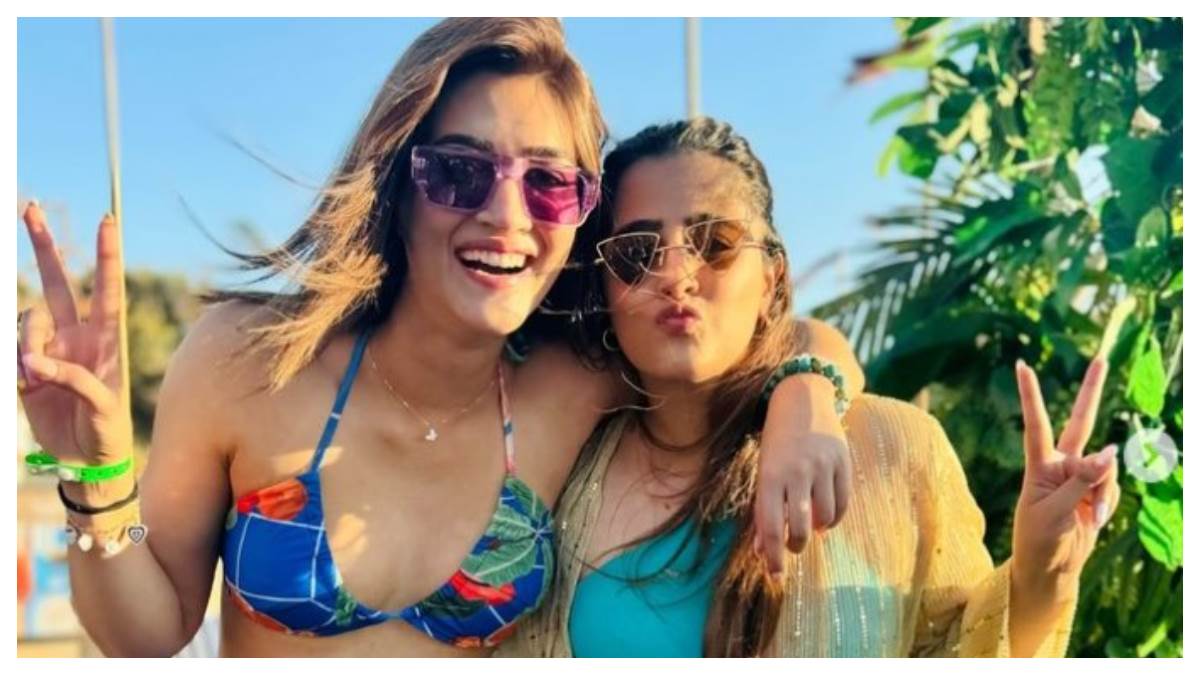 https://www.jagranimages.com/images/newimg/31072024/31_07_2024-kriti_sanon_and_nupur_sanon_23769565.jpg