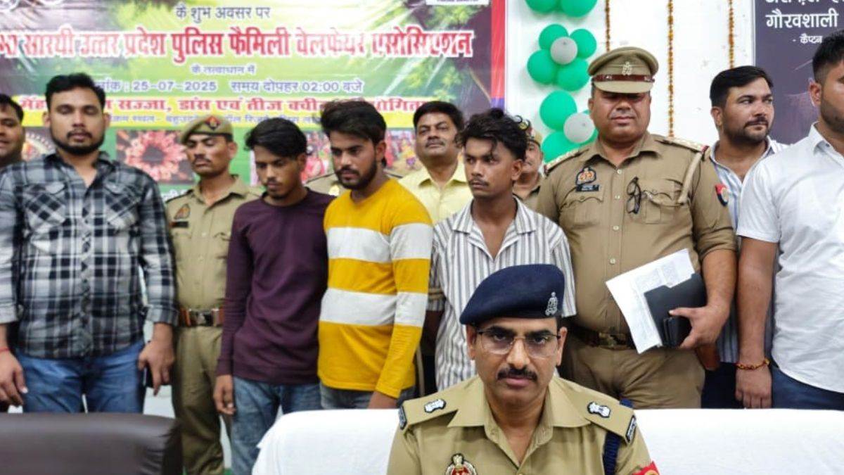 eta three arrested for robbing a woman mobile and anklets recovered