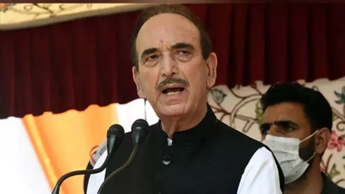 आजाद ने सुरक्षा और मानवाधिकारों पर भी बात की।