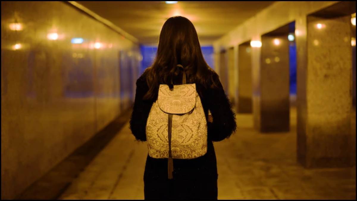 woman arrested for theft attempts attacks police in paltan bazaar