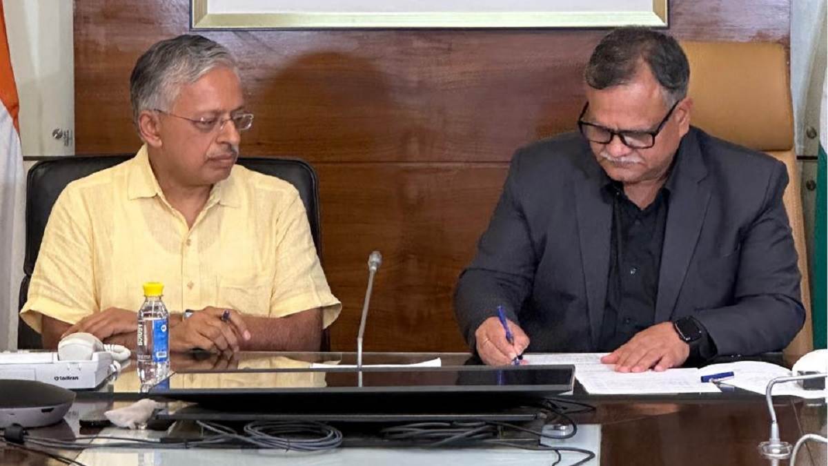 sp goel senior ias officer sp goel is new chief secretary of up