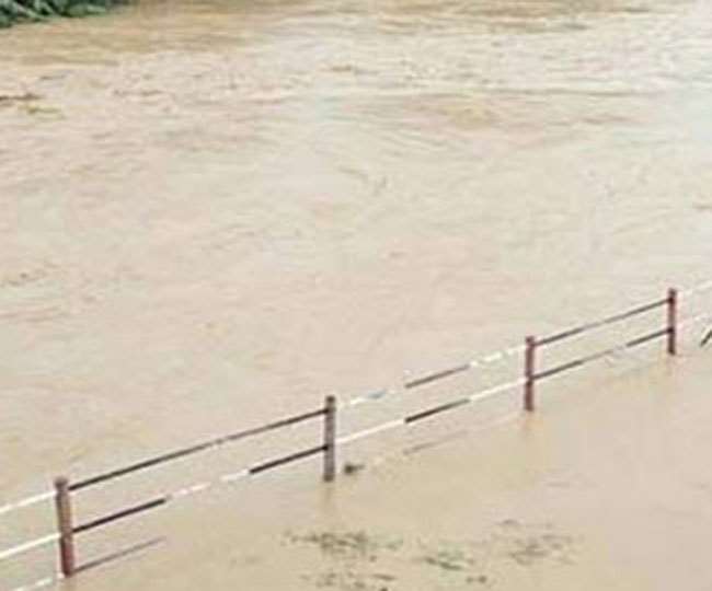 Gujarat Rain: गुजरात में भारी बारिश, किसानों को 25000 करोड़ का नुकसान