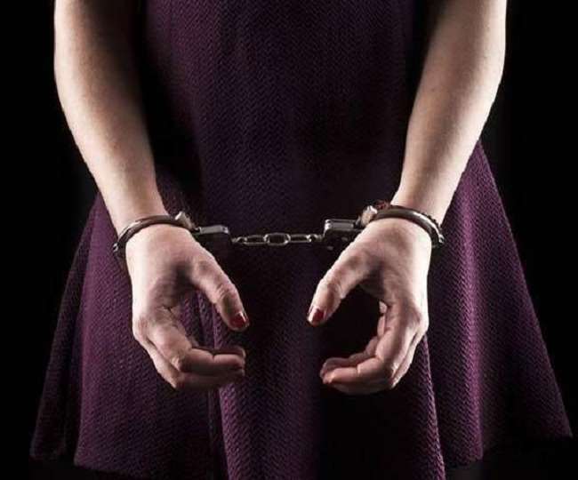 पुलिस ने महिला काे हेराेइन सहित गिरफ्तार किया है। (सांकेतिक तस्वीर)