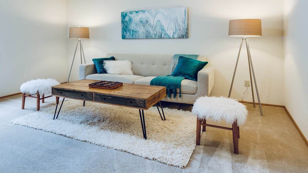 Floor Lamps: घर की डेकोरेशन को नया लुक देने के लिए खरीदें ये फ्लोर लैंप्स, आकर्षक डिज़ाइन में हैं उपलब्ध