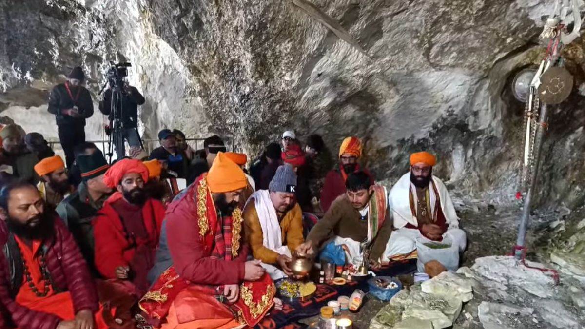 https://www.jagranimages.com/images/newimg/31082023/31_08_2023-chhari_mubarak_amarnath_23517984.jpg