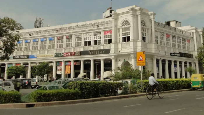 बाजारों में कई प्रतिष्ठित आउटलेट्स, दुकानें, रेस्तरां व कार्यालय स्थित है। फोटो- जागरण