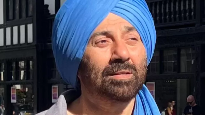 Gadar 2 Actor Sunny Deol Reacts on Viral Video । Photo- Instagram