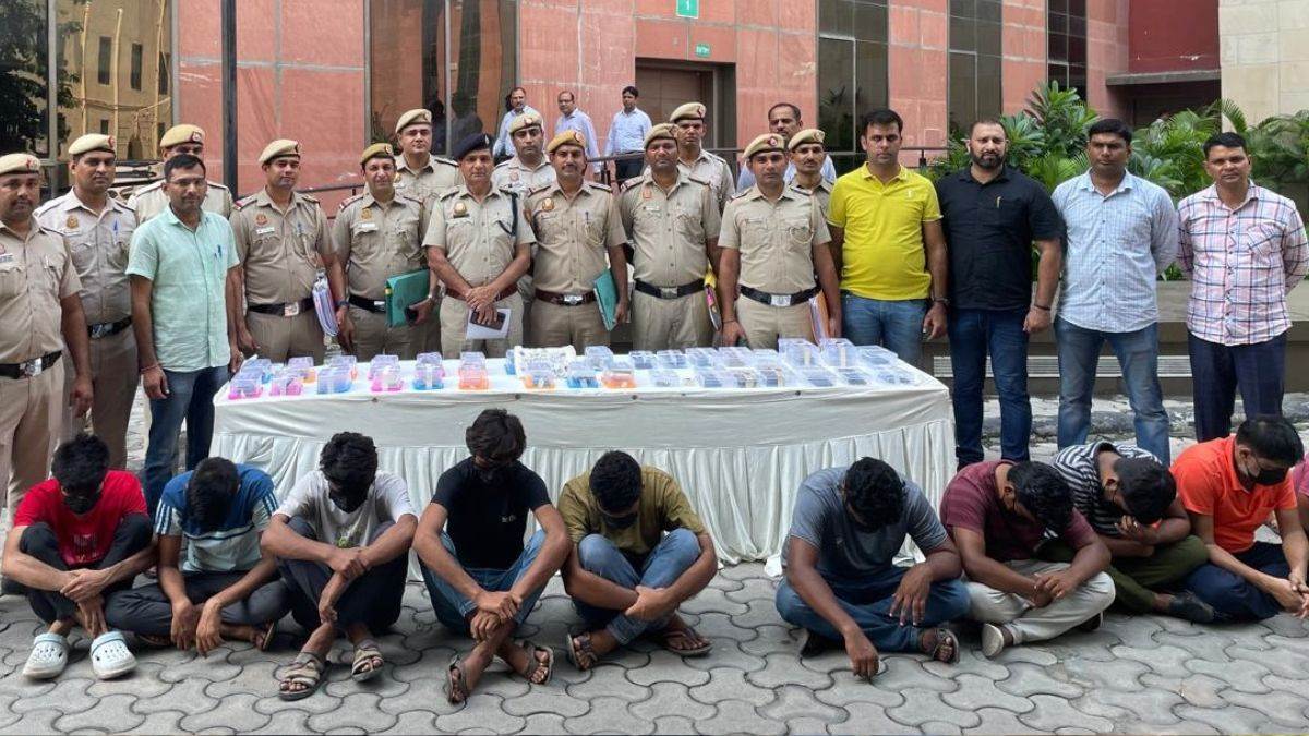 ncr delhi police cyber team arrested 19 cyber criminals after raids in seven states