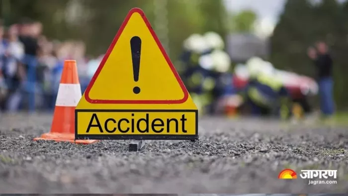 Jammu Kashmir Accident: सड़क दुर्घटनाओं में दो लोगों की मौत हो गई।