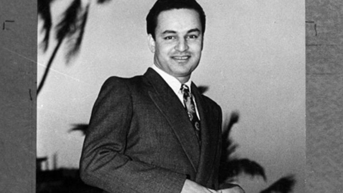 motilal was the person who gave break to mukesh in bollywood popular songs of singer and unknown facts