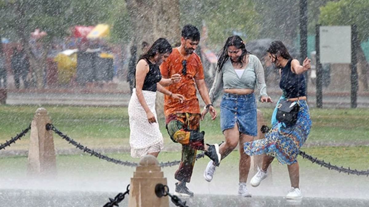 https://www.jagranimages.com/images/newimg/31082024/31_08_2024-rain_delhi_alert_23788475.jpg