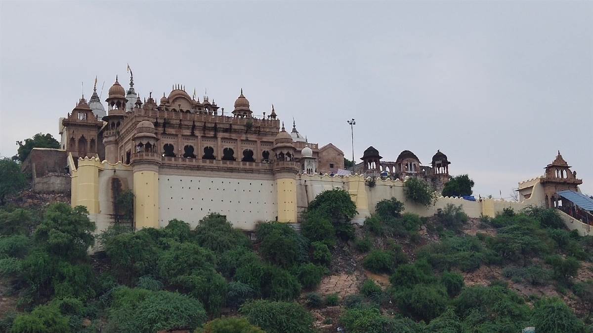 https://www.jagranimages.com/images/newimg/31082025/31_08_2025-30mth_6_30082025_453.jpg
