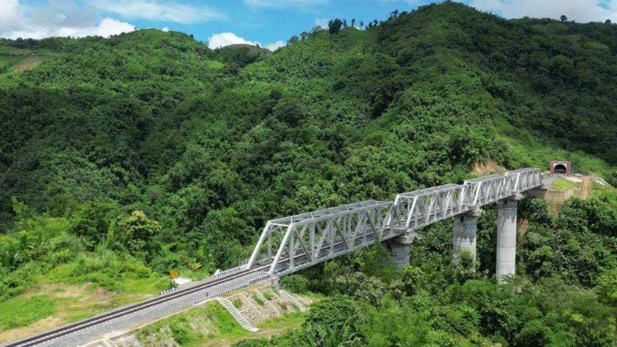 https://www.jagranimages.com/images/newimg/31082025/31_08_2025-bairabi-sairang_railway_project_24031264.jpg