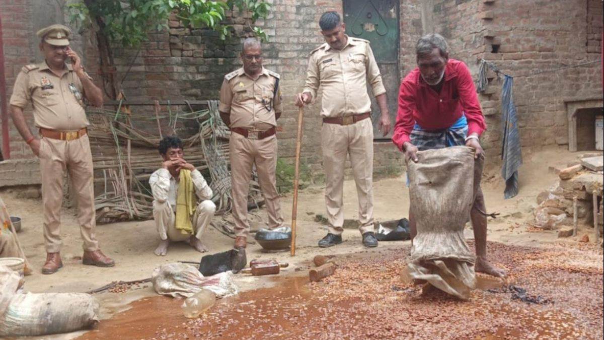 https://www.jagranimages.com/images/newimg/31082025/31_08_2025-barabanki_news_24030750.jpg