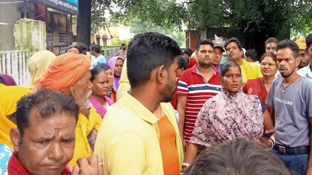 https://www.jagranimages.com/images/newimg/31082025/31_08_2025-fight-usd_24031200.jpg