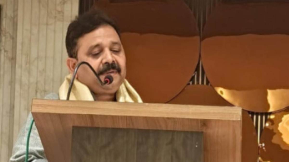 https://www.jagranimages.com/images/newimg/31082025/31_08_2025-jaysawal_24031317.jpg