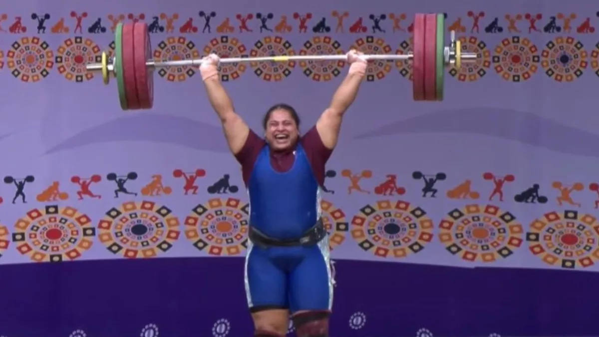 Commonwealth Weightlifting Championship 2025: महक ने रजत, लवप्रीत ने कांस्य पदक जीता