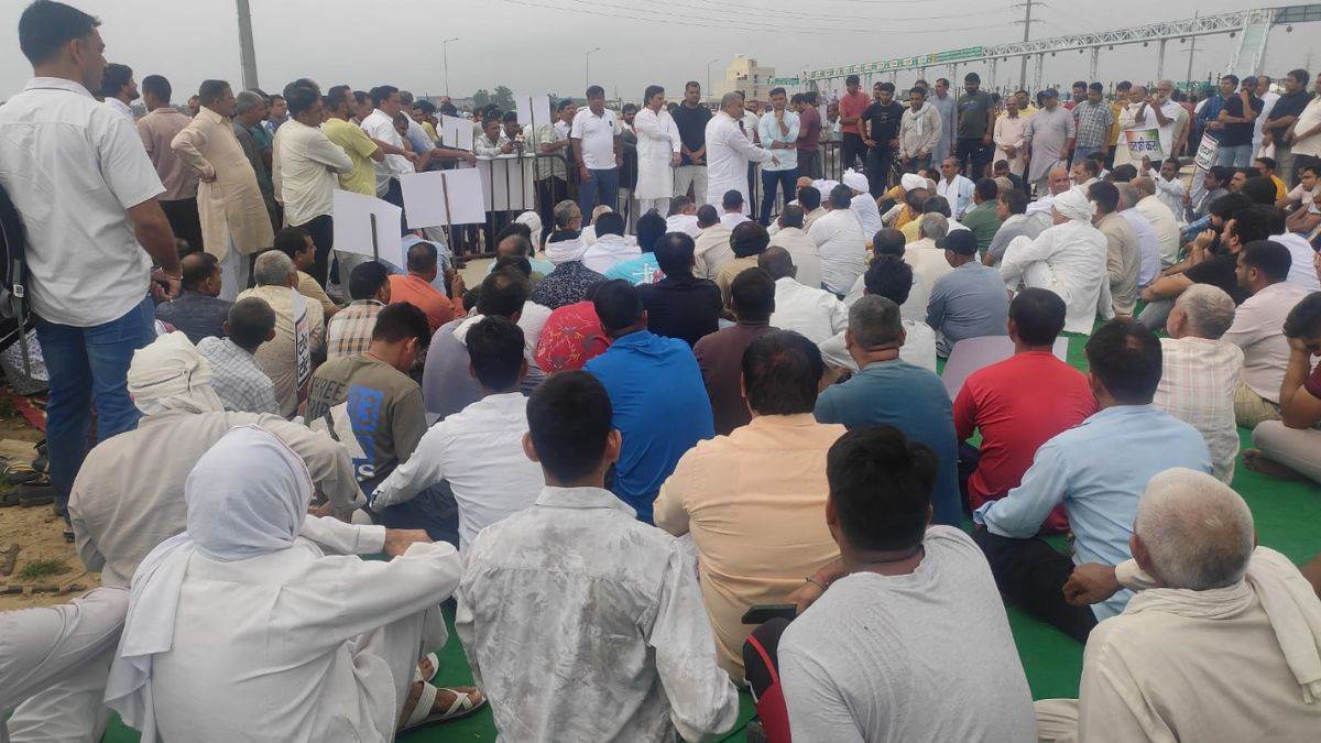 https://www.jagranimages.com/images/newimg/31082025/31_08_2025-uer-2-mahapanchayat_24030946.jpg