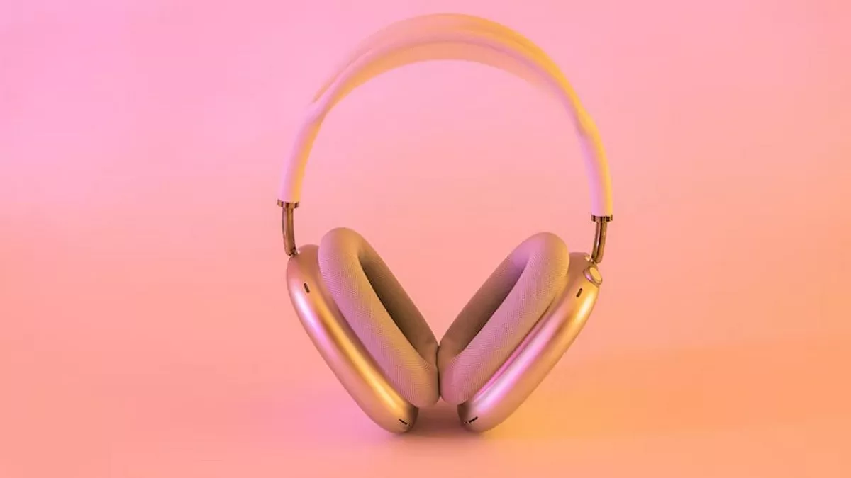 Best Headphones In India : डीप बेस और क्रिस्टल क्लियर ऑडियो वाले हेडफोन्स से म्यूजिक सुनने का मजा होगा दोगुना