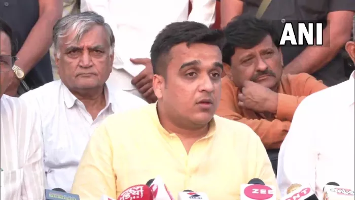 Morbi Bridge Collapse: गुजरात के गृह मंत्री हर्ष संघवी (फोटो- एएनआइ)