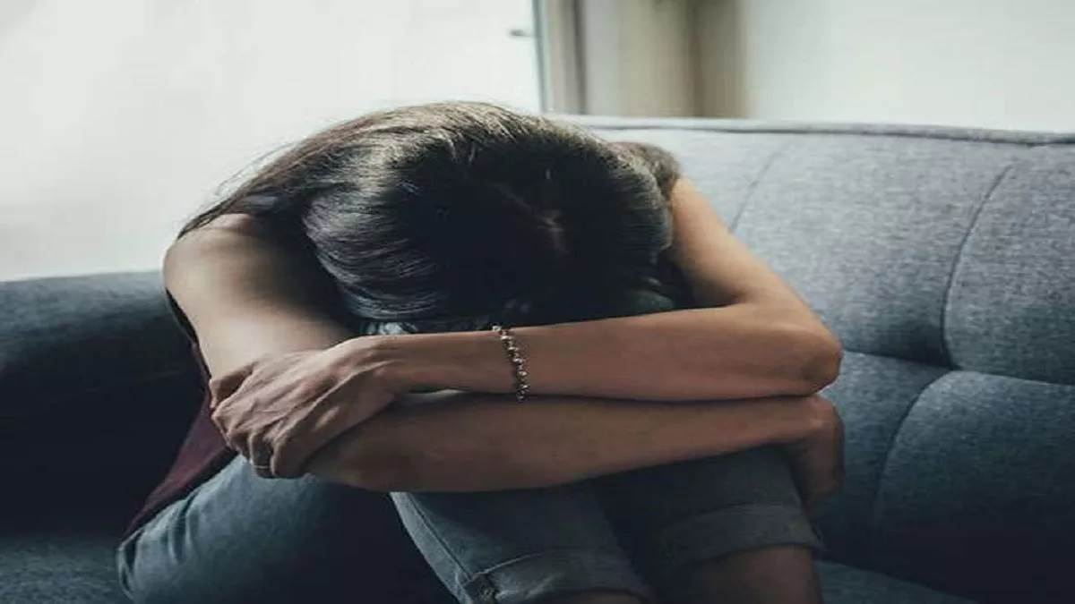 do these 2 yoga asanas daily to get relief from the problem of piles