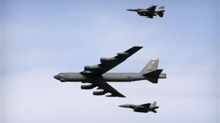 आस्ट्रेलिया में B-52 बमवर्षक तैनात करेगा अमेरिका।