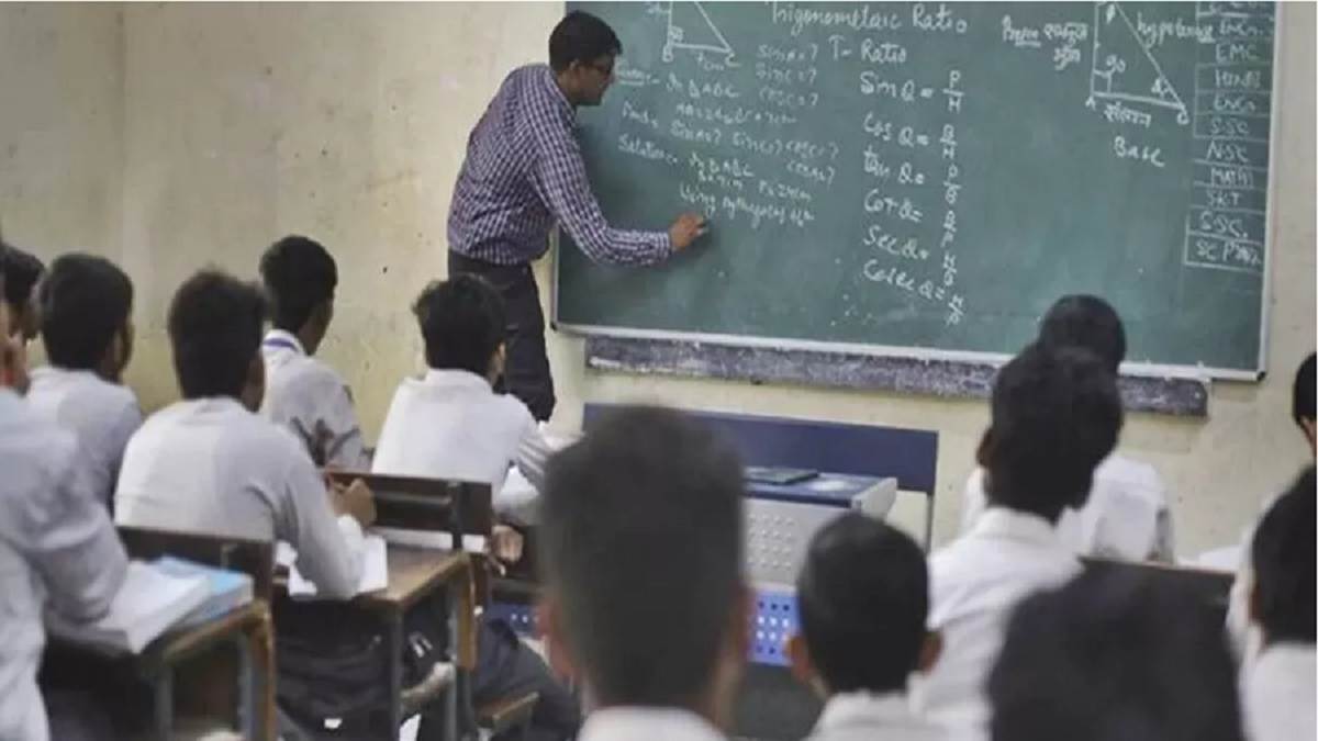 https://www.jagranimages.com/images/newimg/31102023/31_10_2023-chandigarh_jbt_recruitment_2023_23569836.jpg
