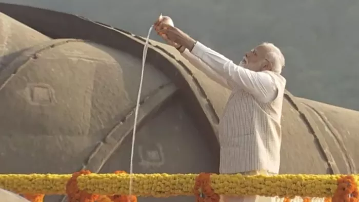 सरदार वल्लभभाई पटेल की 148वीं जयंती के मौके पर प्रधानमंत्री नरेंद्र मोदी दो दिवसीय गुजरात दौरे पर हैं।
