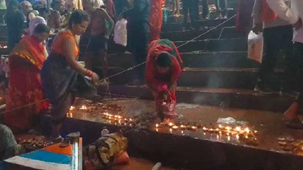 chitrakoot deepdan mela mandakini sparkled with diyas as milky way had descended in lap of sky