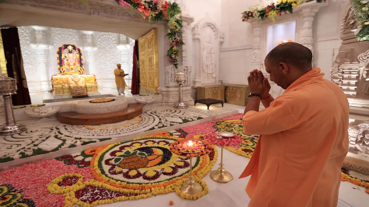 cm yogi visits ayodhya on diwali offers prayers at ram lalla temple and hanuman garhi