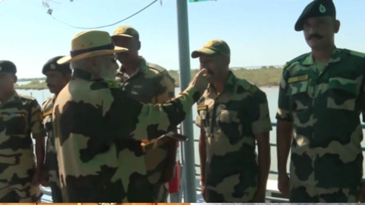 pm modi celebrated diwali with with bsf indian army navy and air force personnel at in kutch watch video