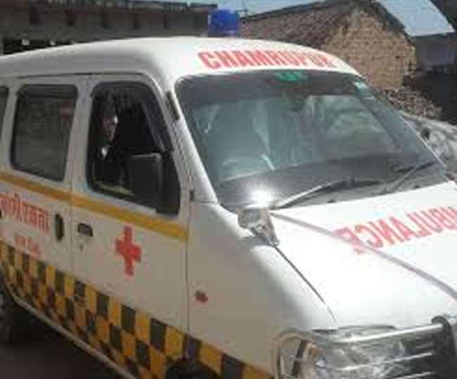 kathirs Ambulance driver Amar had won everyones heart in the Corona era  helping people like this - कोरोना काल में एंबुलेंस चालक अमर ने जीता था सबका  दिल, इस तरह करते रहे