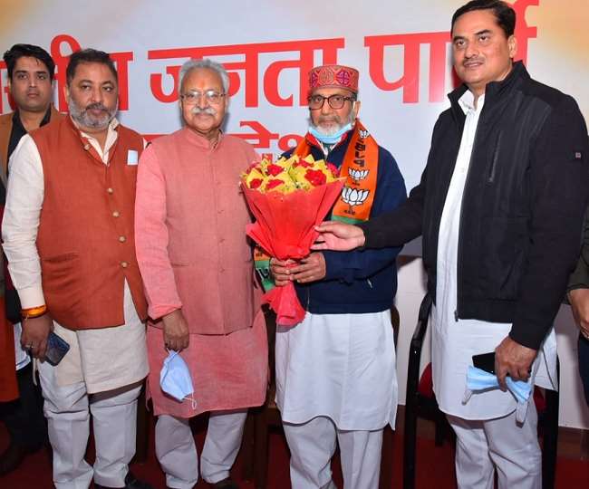 Senior Leader And MLC From Samajwadi Party Shatrudra Pakash Joins In Lucknow Big Set Back To Samajwadi Party