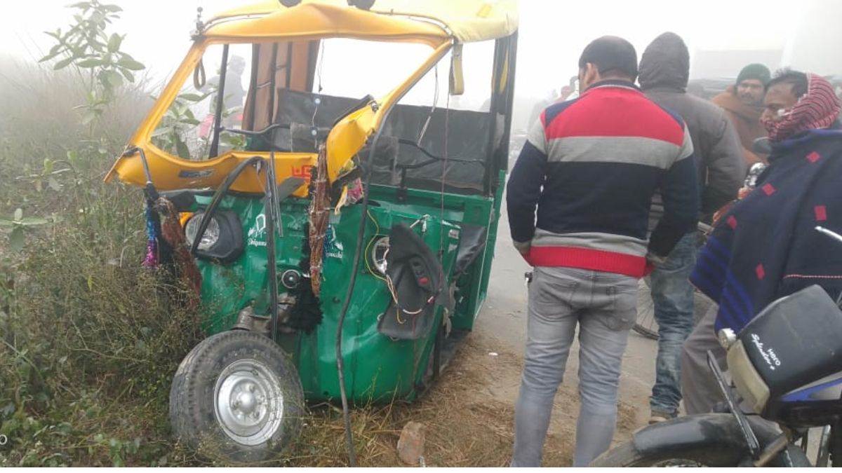 many people injured in collision between school bus and auto in ballia