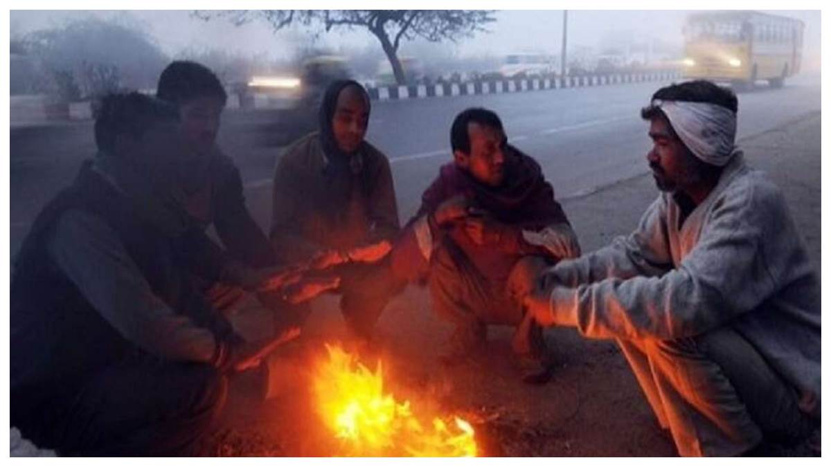 https://www.jagranimages.com/images/newimg/31122022/31_12_2022-cold_winds_increased_winter_in_godda_23278150.jpg