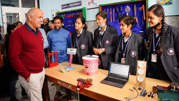 स्कूलों में मेगा पीटीएम को एक उत्सव के रूप में मनाया जा रहा है- मनीष सिसोदिया