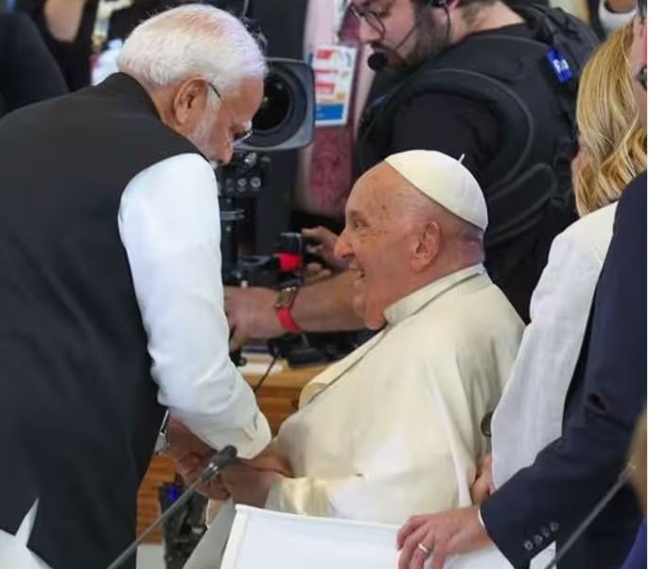 PM Modi meets His Holiness Pope Francis in Italy
