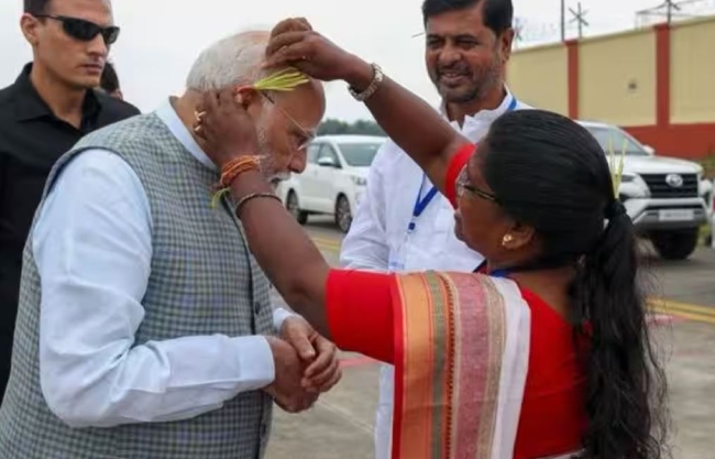 murmu modi (1)