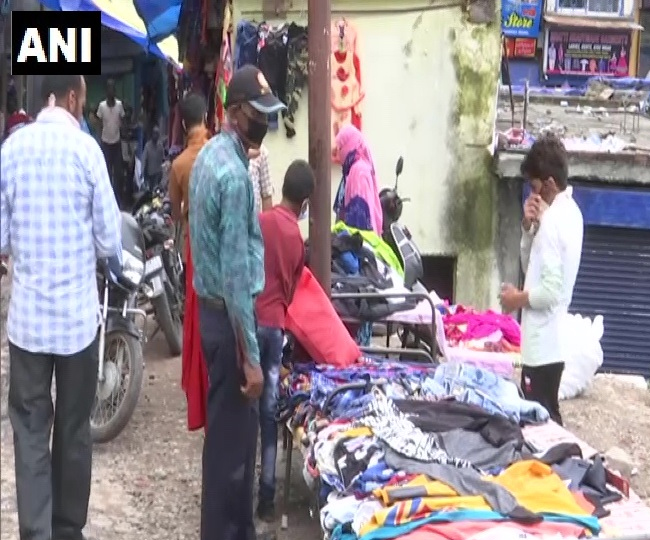लॉकडाउन में ढील से लोग खुश