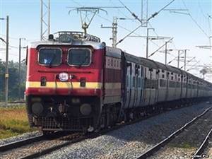 कोरोना से लड़ने रेलवे ने तैयार किया 241 बिस्तर का चलता-फिरता अस्पताल
