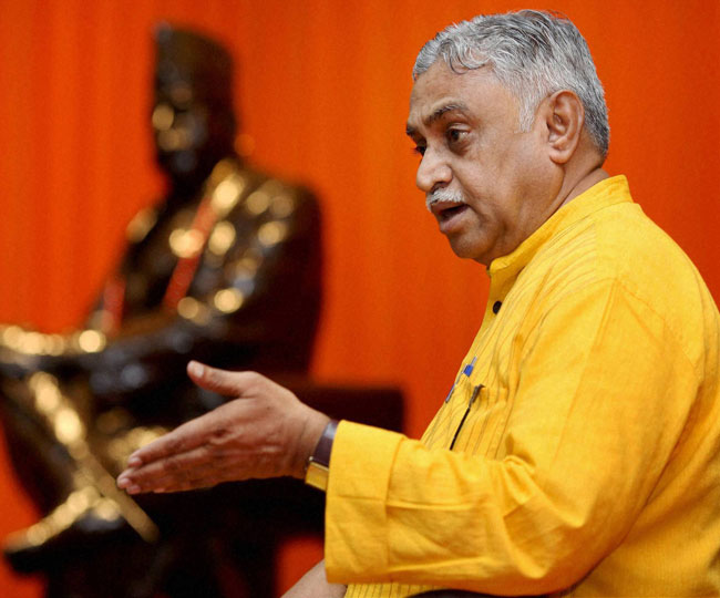 संकल्पबद्ध होकर नई राह पर दृढ़ता पूर्वक चलना होगा मनमोहन वैद्य ...